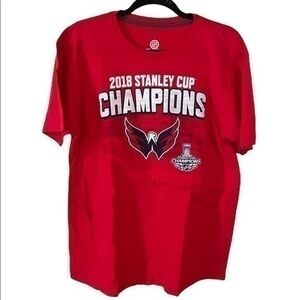 NHL Fanatics Men Large 2018 Stanley Cup Champions Red Tshirt Logo